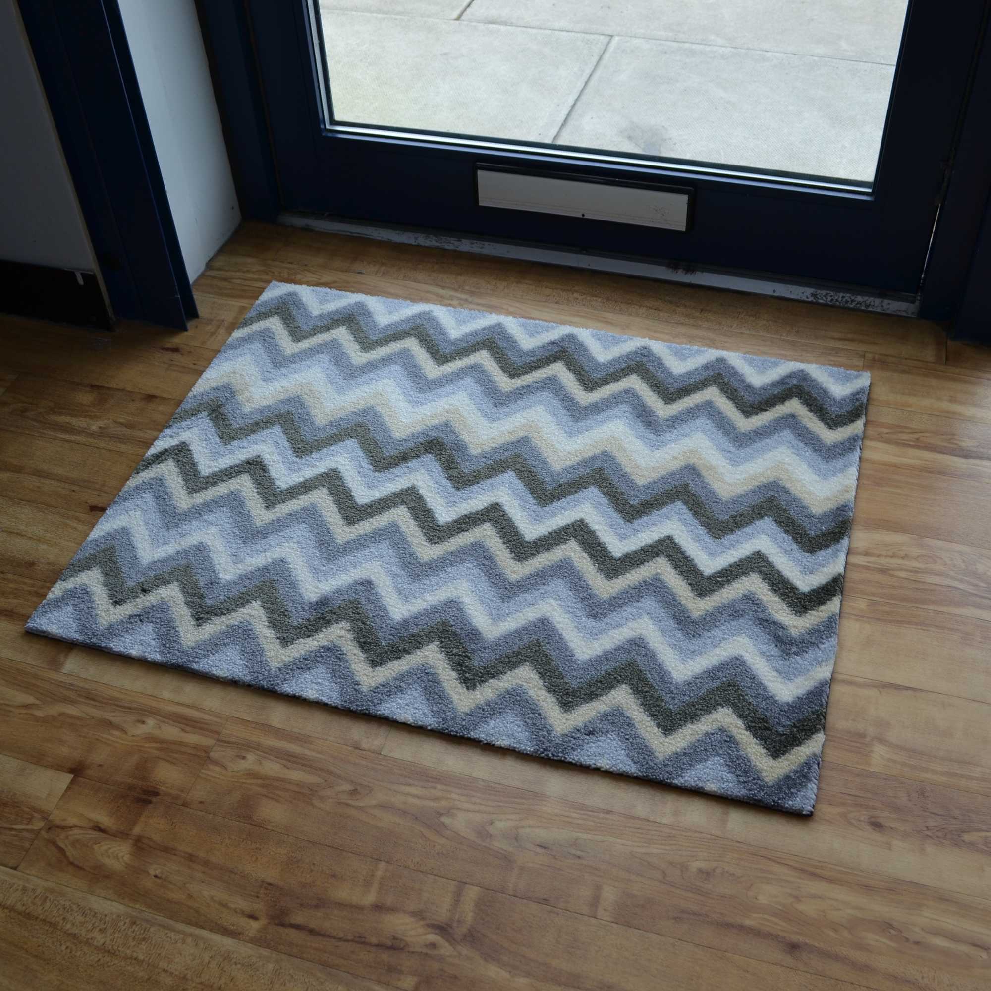 Hola Zig Zag Chevron Doormats In Silver Grey And Cream